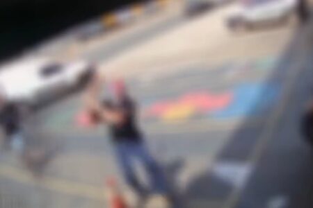 'Furgão de caça a torcedores': membros de torcida organizada são flagrados agredindo rivais