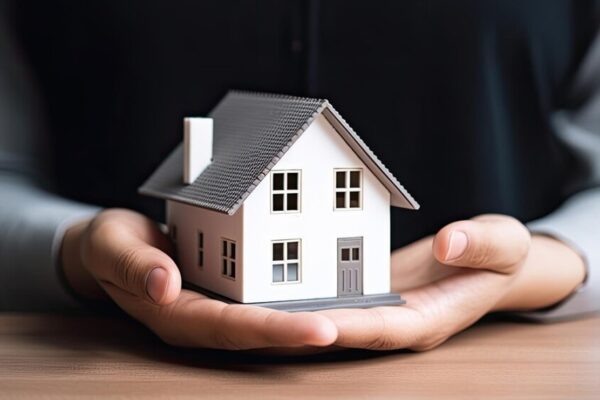 Itaú leiloa mais de 200 imóveis em todo o país, e maior desconto é de uma casa em Goiás; veja foto Banco tem opções de pagamento