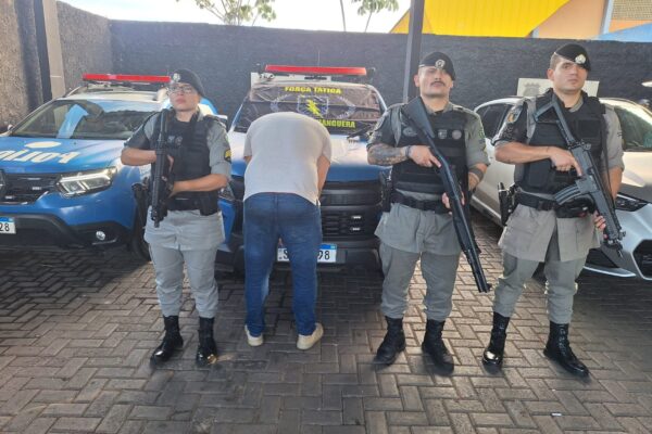 Imagem do homem preso