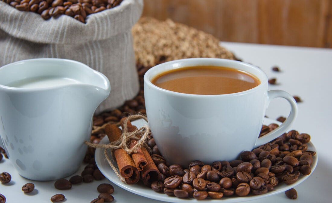 Café pode ajudar a viver mais, mas depende de como é preparada e como é tomada Médica dá as dicas para ter todos os benefícios do cafezinho