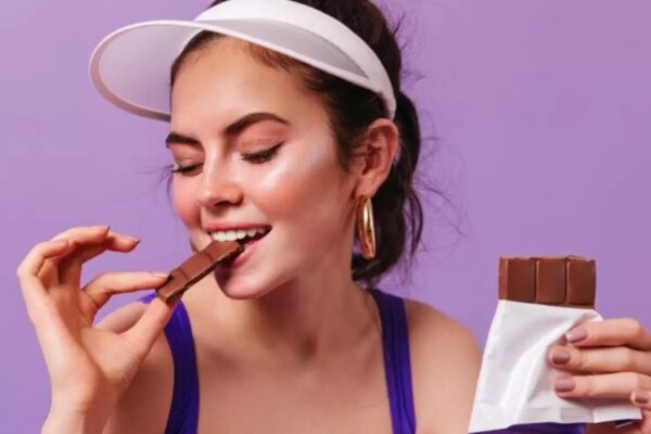 Os 10 melhores alimentos que permitem que o cérebro funcione melhor Alimentação pode influenciar em diversos aspectos para a saúde cerebral