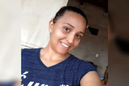 Goiânia: mulher que cuidava da irmã doente e desapareceu saiu de bar às 21h e entrou em carro