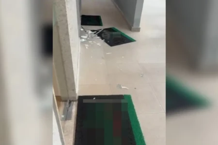 Moradora 'surta' ao descobrir que juiz proibiu acesso dela às áreas comuns do prédio por violências reiteradas