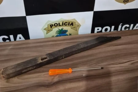 madeira x chave de fenda