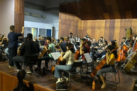 Orquestra Sinfônica UFG faz estreia oficial com concerto em Goiânia