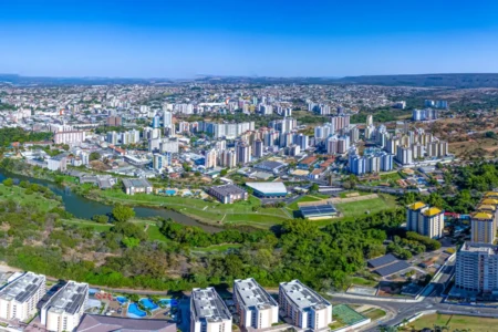 Caldas Novas deve receber 400 mil pessoas durante o Caldas Country Festival 2025