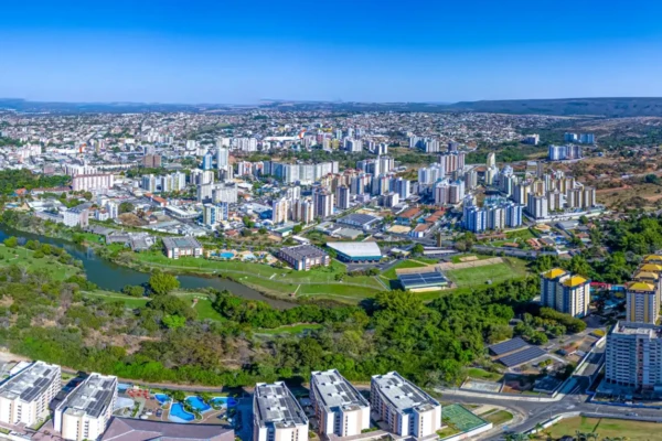 Caldas Novas deve receber 400 mil pessoas durante o Caldas Country Festival 2025