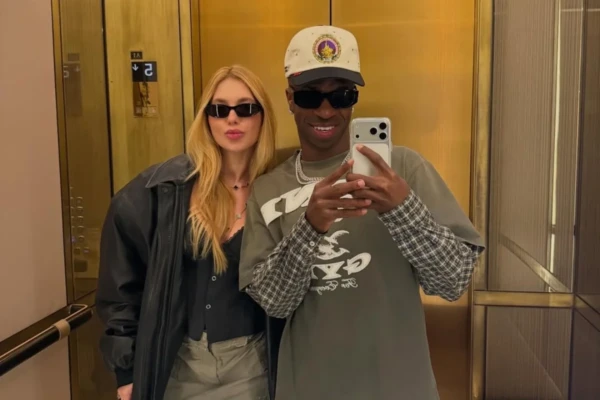 Virginia Fonseca e Vini Jr primeira transa sexo