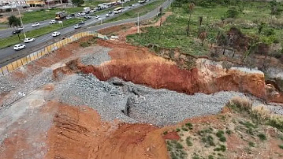 Imagem aérea da cratera