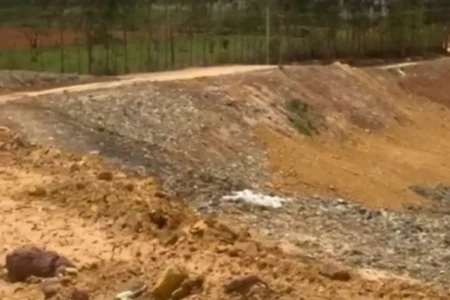 Novo deslizamento acontece no lixão de Padre Bernardo, cinco meses após o primeiro (Foto: Reprodução)