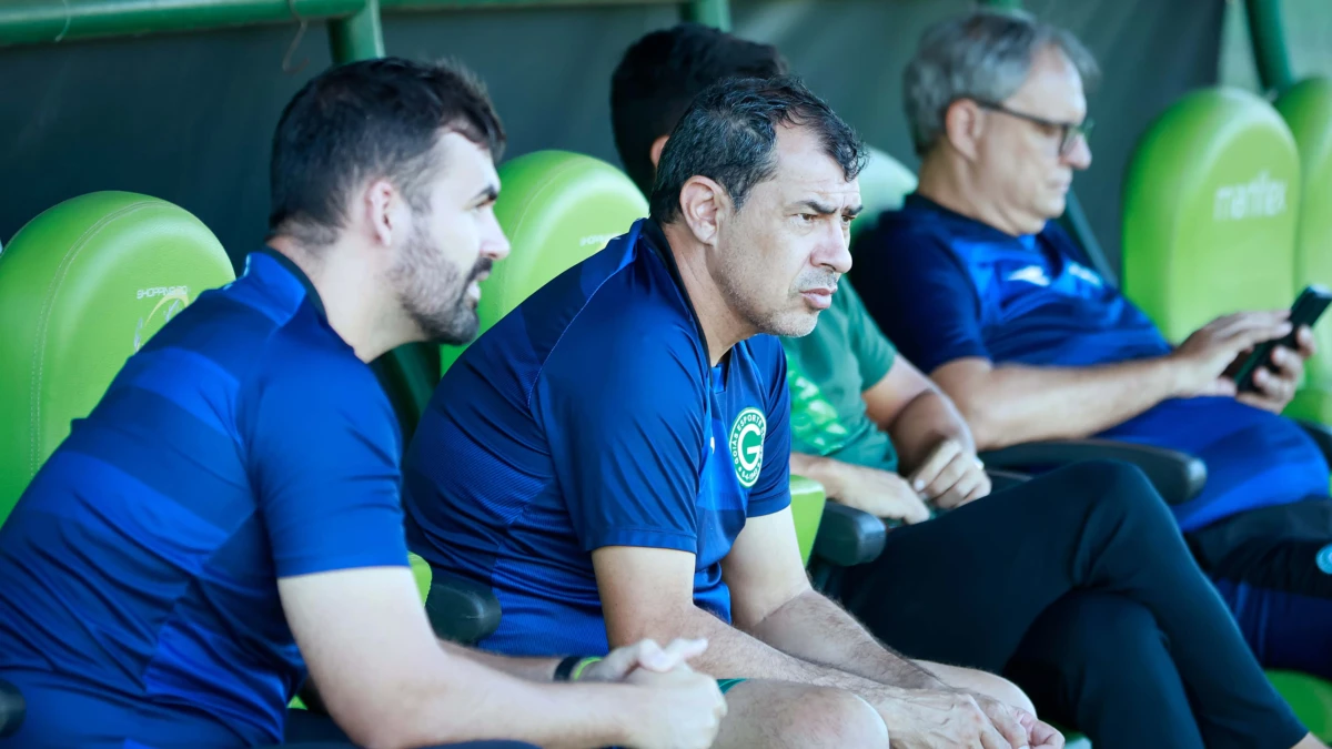 Goiás busca primeira vitória com Carille na Serrinha em jogo-chave