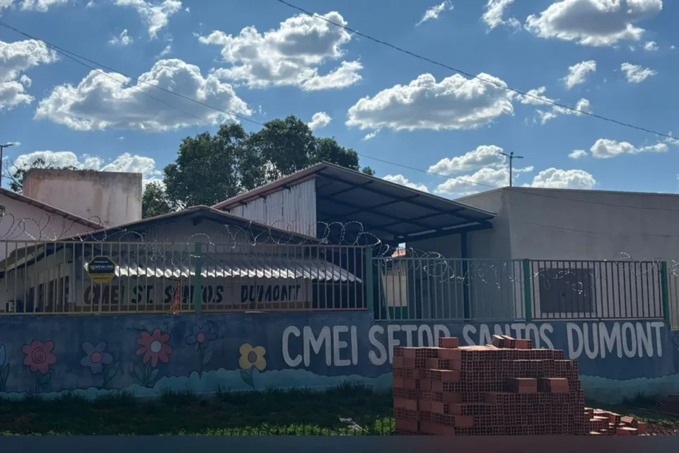 MP pede esclarecimentos sobre fechamento de Cmeis e terceirização da educação em Goiânia