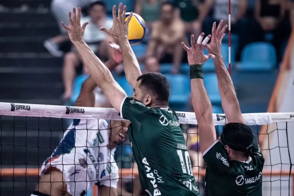 Saneago Goiás recebe Sada Cruzeiro no Ginásio Rio Vermelho