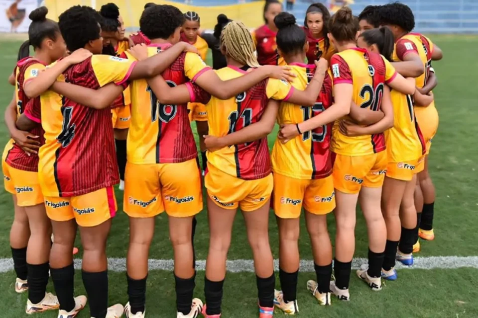 Equipe do Planaldo na disputa do Campeonato Goiano Feminino