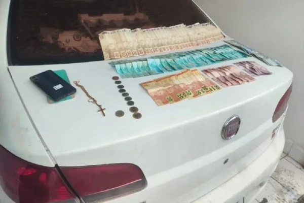 morre x dinheiro x carro