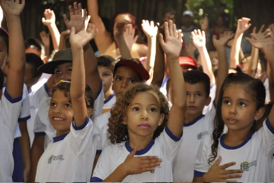 alunos x rede municipal
