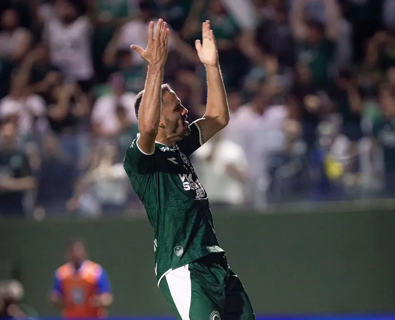 Goiás depende só de si para voltar ao G-4