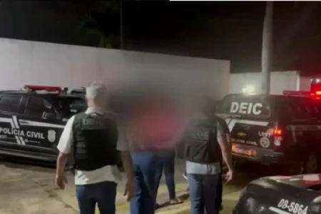 Família é presa por tentar abrir contas bancárias com documentos falsos em Goiânia (Foto: Polícia Civil)