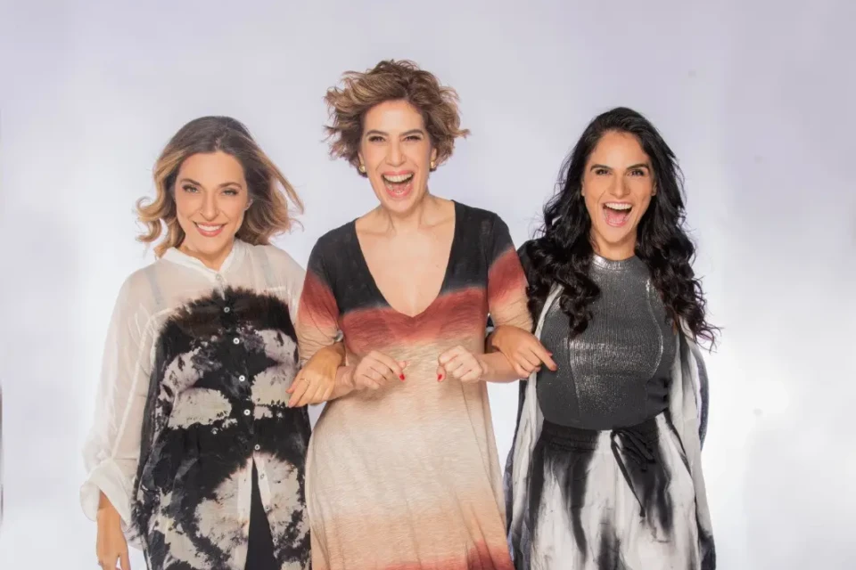 Espetáculo “Agora É Que São Elas!” chega a Goiânia com Júlia Rabello, Maria Clara Gueiros e Priscila Castello Branco
