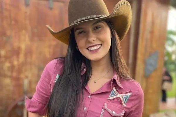 Cantora responde sobre suposta rivalidade com Ana Castela: "Somos diferentes" Artista falou das comparações feitas pelo público