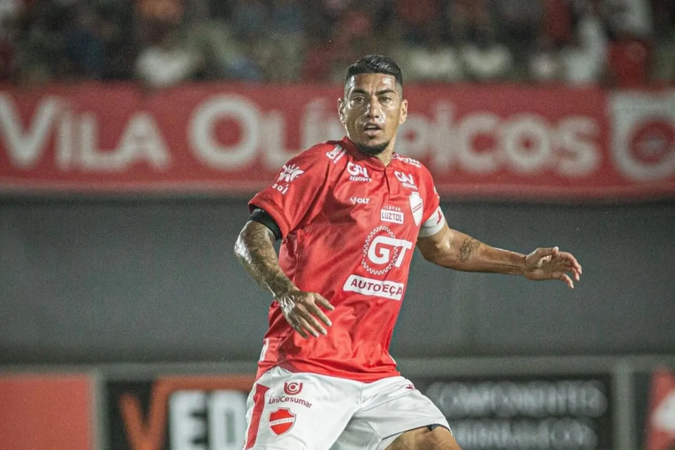 Ralf se despede do Vila Nova após quatro temporadas