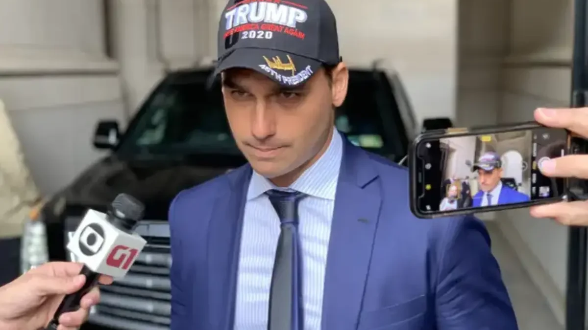 Câmara quer que Eduardo Bolsonaro devolva o salário de março (Foto: Agência Brasil)