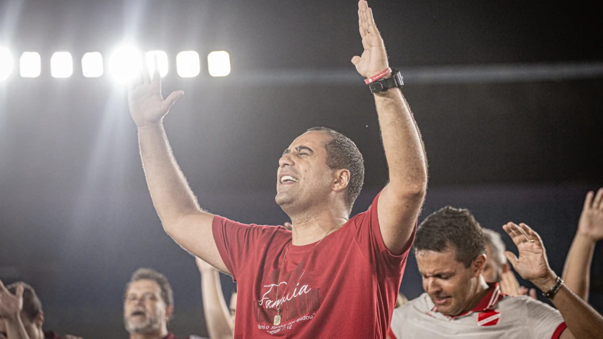 Partida contra o Volta Redonda foi a última com Hugo Jorge Bravo como presidente