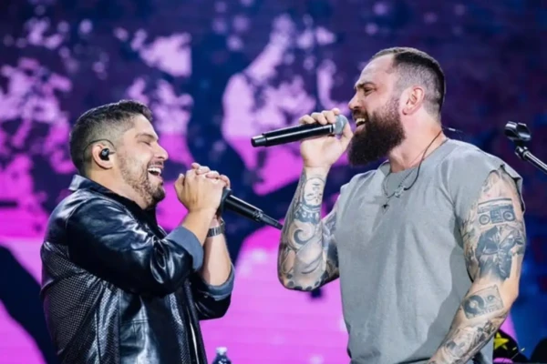 Jorge, da dupla com Mateus, doa violões autografados para leilão beneficente em Firminópolis Renda Hospital de Câncer Araújo Jorge, em Goiânia