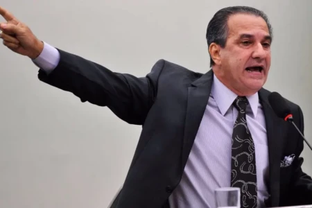 Malafaia volta a acusar Alexandre de Moraes de perseguição após ter passaporte apreendido Pastor nega ter articulado estratégias