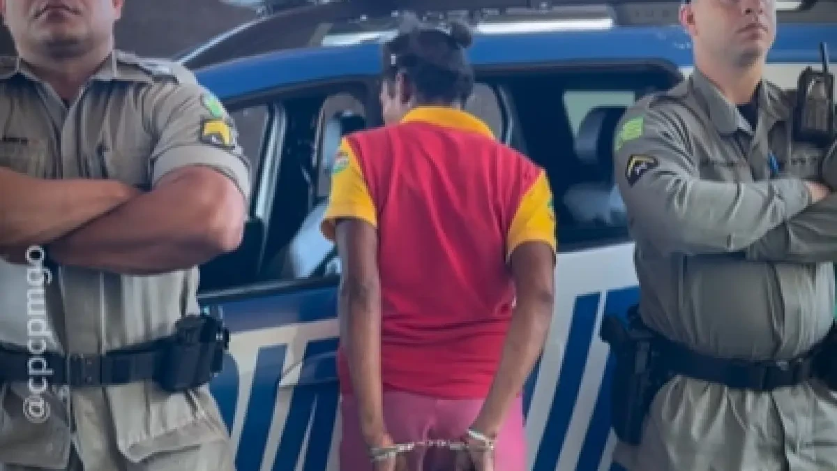 Moradora de rua é presa pela segunda vez após esfaquear mulher durante discussão no centro de Goiânia (Foto: Divulgação/Polícia Militar)