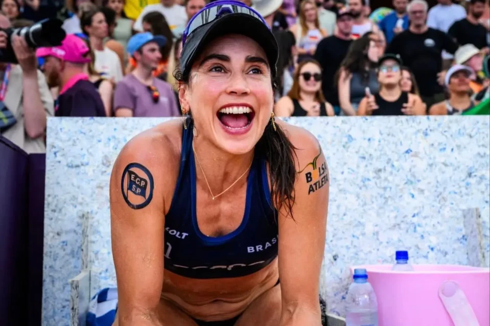Carol comemorou conquista do bronze e da prisão de Bolsonaro