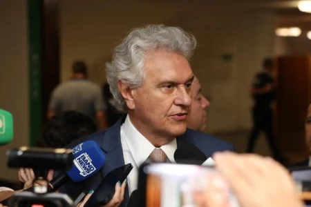 Entenda o que é ablação por cateter, procedimento feito por Caiado