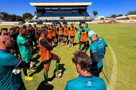 Elenco da Jataiense para disputa do Goianão 2026