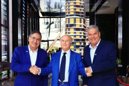 Herdeiro da Lamborghini visita Goiânia para apresentar empreendimento de luxo