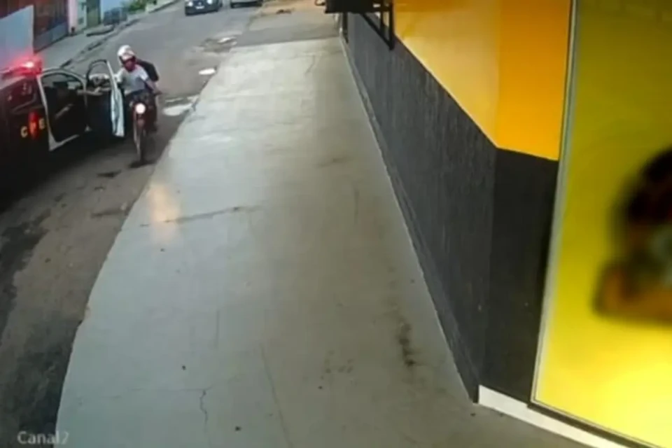 MOTO X QUEDA