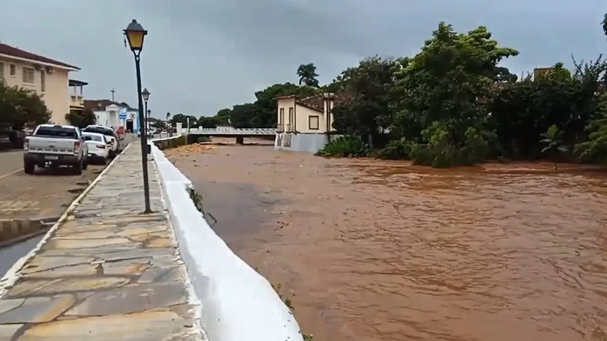 imagem do Rio Vermelho