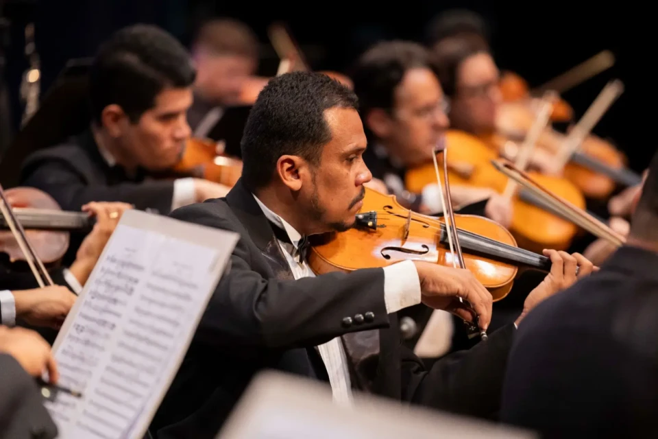 Orquestra Sinfônica e Coro Sinfônico de Goiânia apresentam concerto no Natal do Bem