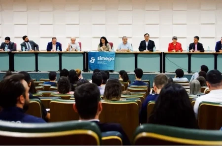 Sindicato dos Médicos vai tentar barrar edital da prefeitura de Goiânia que 'precariza' trabalho