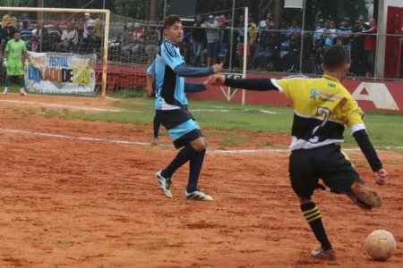 Futebol de várzea ganha respaldo oficial em Goiás