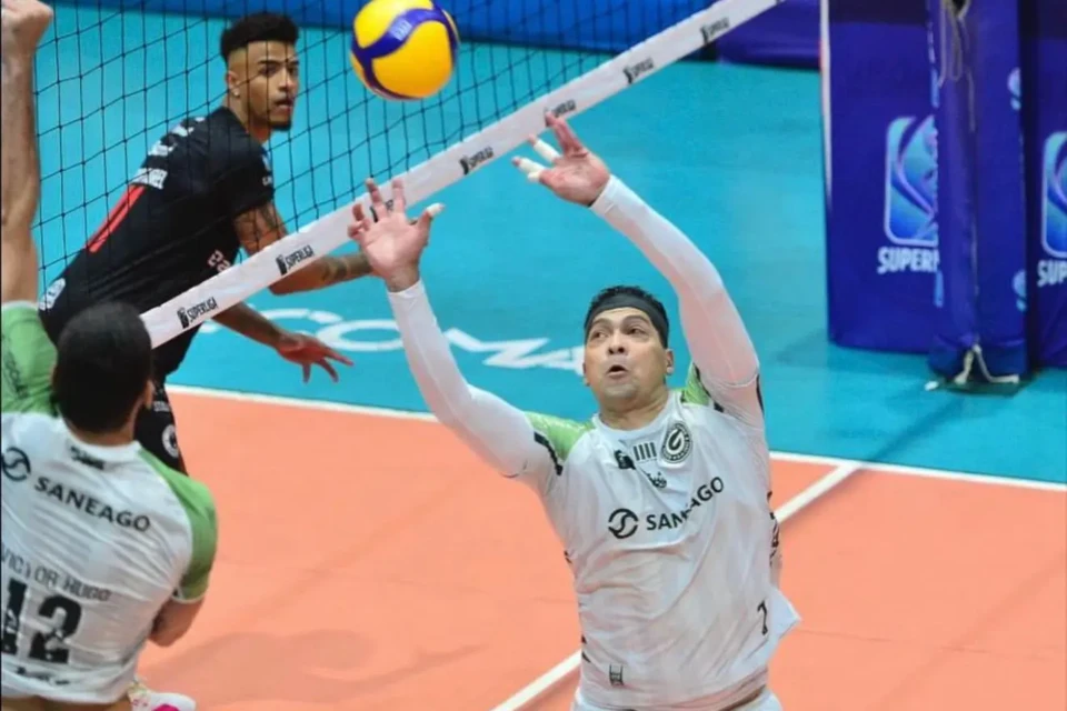 Saneago Goiás perde de virada para Guarulhos Vôlei