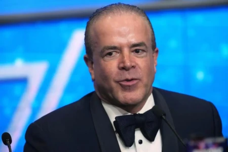 Presidente do Miss Universo é acusado de liderar rede de narcotráfico Empresário se apresentou a órgão e fez acordo de delação premiada