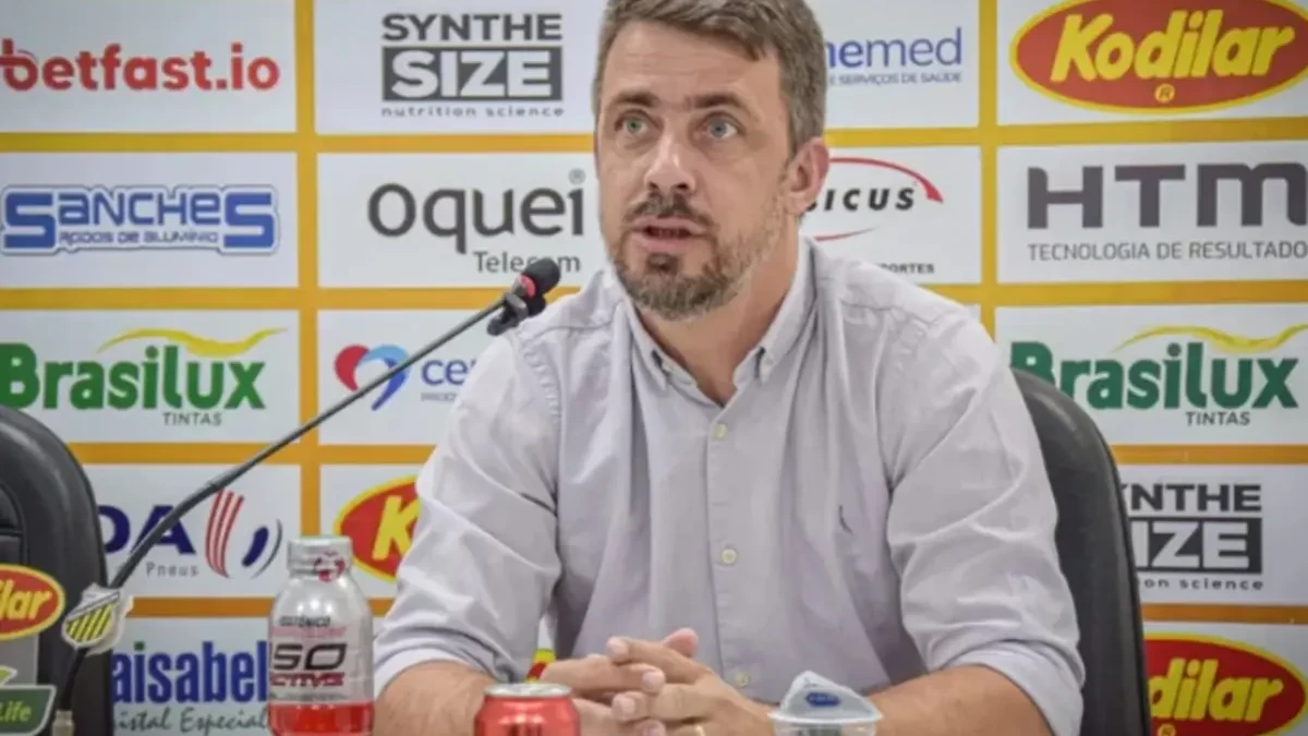 Michel Alves, que deverá assumir o Goiás