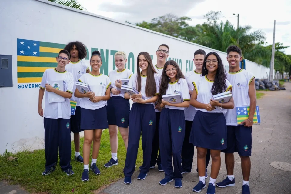 PUBLI 2 - EDUCAÇÃO (4)