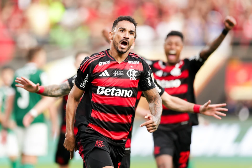 Danilo autor do gol dedica título ao pai e a familia