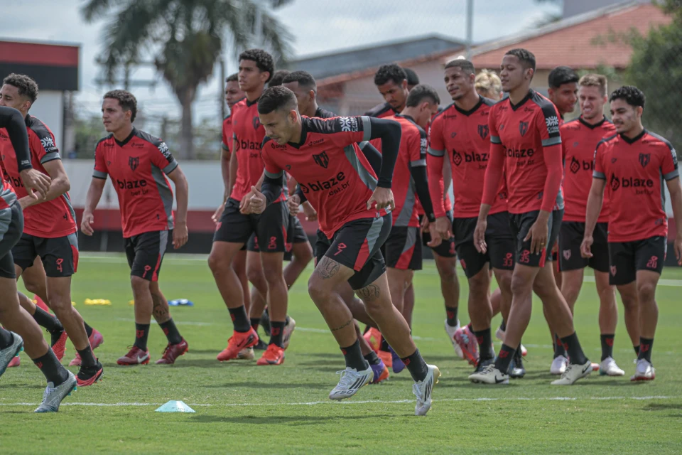 Atlético-GO fecha 2025 em baixa e começa novo planejamento