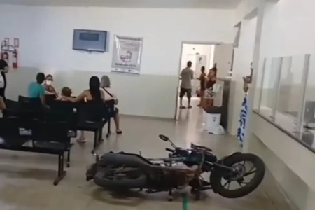 Fim de semana tenso: UPA Itaipu registra invasão de moto e depredação por paciente em surto