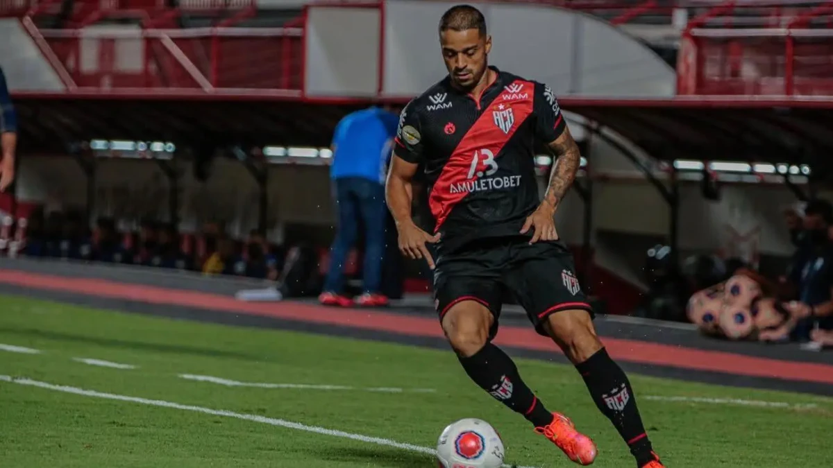 Vila nova anuncia Dellatorre nesta quarta