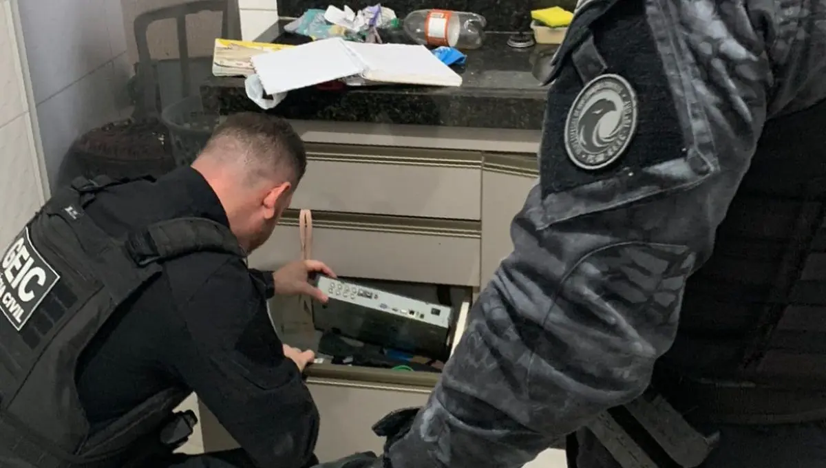 Imagem tirada durante a Operação Cristal Quebrado