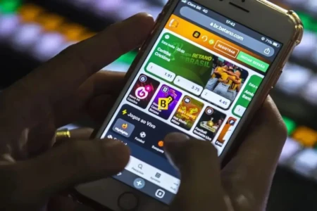 Ministro do STF suspende todas as leis municipais que autorizam funcionamento de bets Kassio Nunes Marques Fazenda, Anatel e ANJL