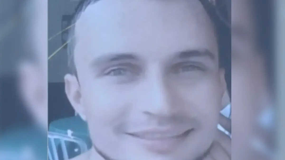 Homem morre na frente do filho de 11 anos após tentar salto mortal em praça de Goiânia (Foto: Repordução)